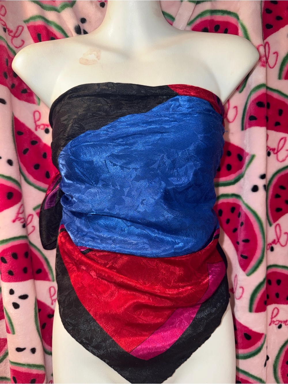 π€π Colorful Lightweight Patterned Scarf - Picture 2 of 5